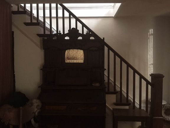 5th image of 110 Church St