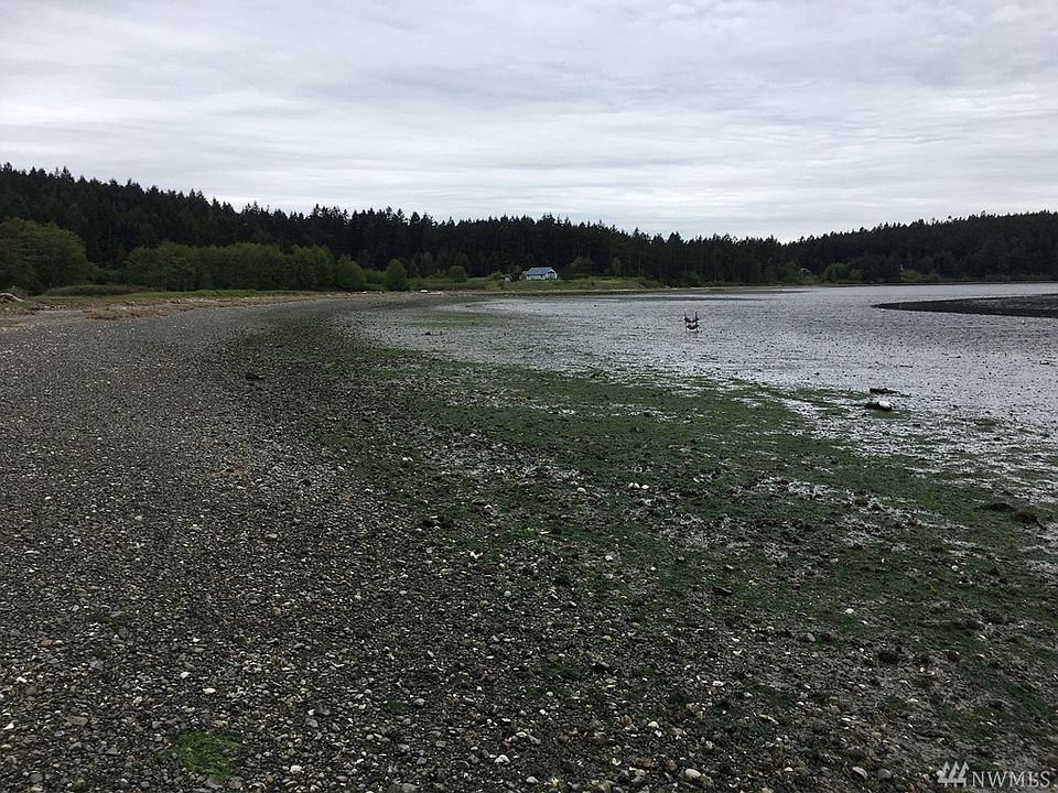 2nd image of 255 Mud Bay Dock Rd