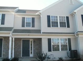 5 Broderick Ct, Leola, PA 17540