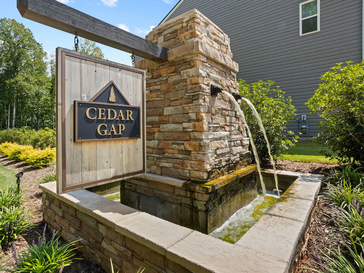 4 bed, 2174 sqft, $2,250 — Photo 3