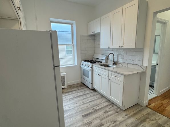 (undisclosed Address)