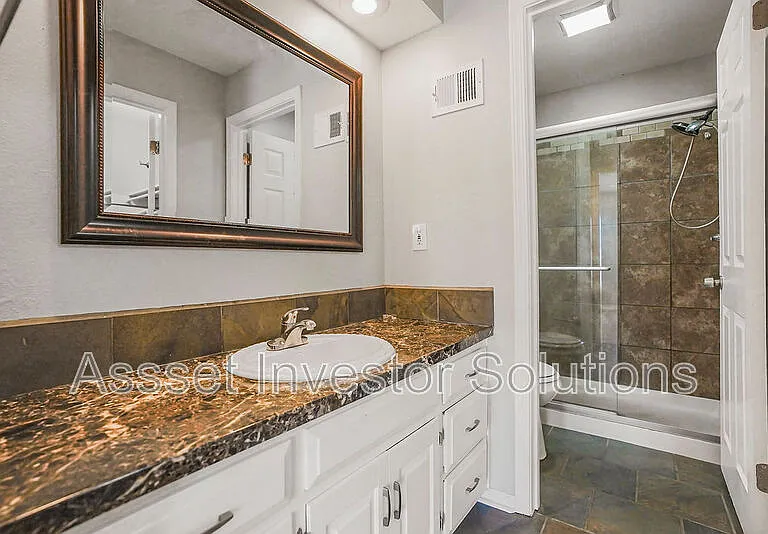 11109 Delmar Ct — Photo 21