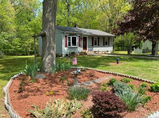 38 Williams Dr, Prospect, CT 06712