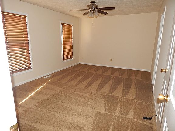 5th image of 7730 Venetian Way