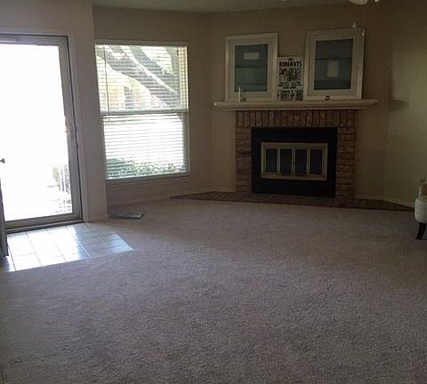 5th image of 3101 Mark Ln #A