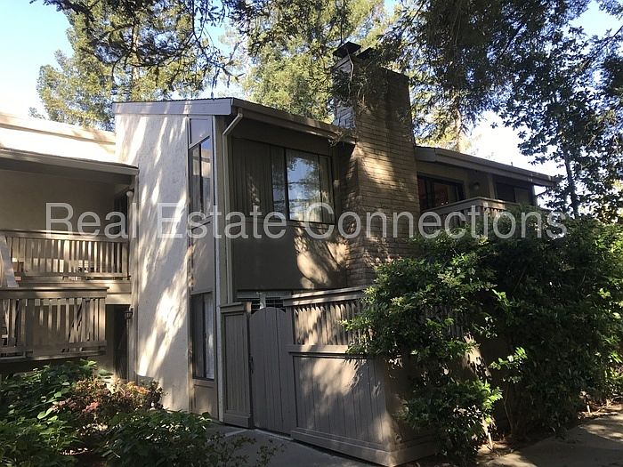 1st image of 19624 Vineyard Ln