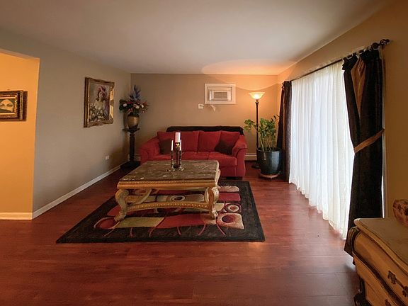 4th image of 11800 S Komensky Ave APT 104