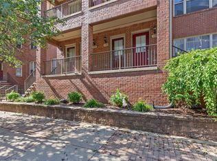 130 Tiffany Ln, Royal Oak, MI 48067