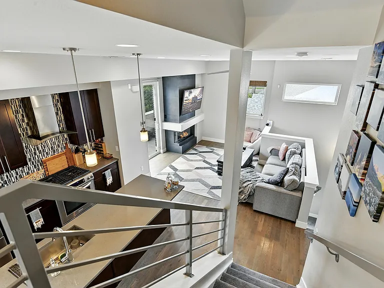 3433 W 16th Ave — Photo 12