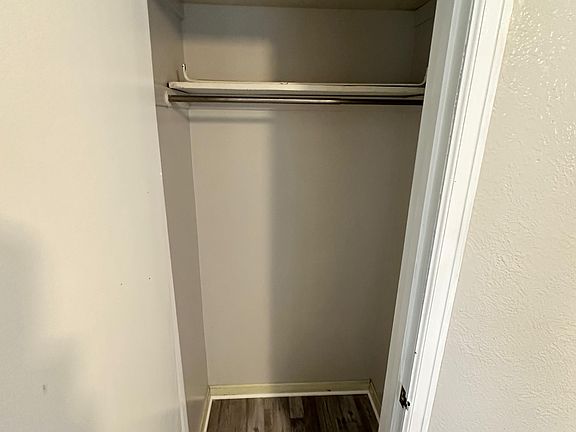 5th image of 2114 2114/2116 Kensington Rd