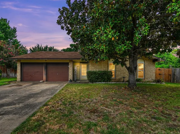 1903 Meadow Gln, Irving, TX 75060