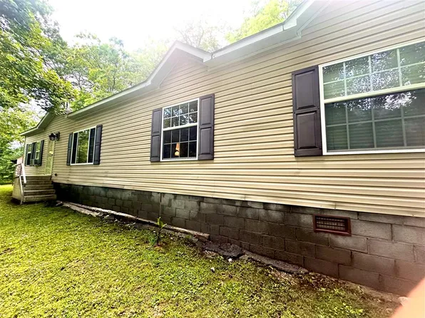 16236 Elkhorn Crk, Shelby Gap, KY 41563