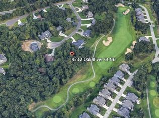 4232 Oak River Ct NE, Grand Rapids, MI 49525