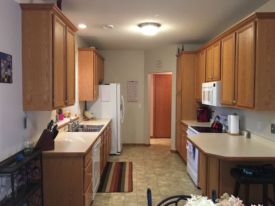 2nd image of 1624 121st Cir NW