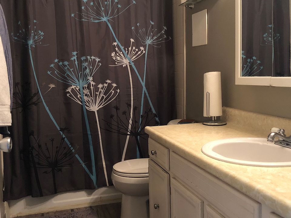 1st image of 1727 London Cir