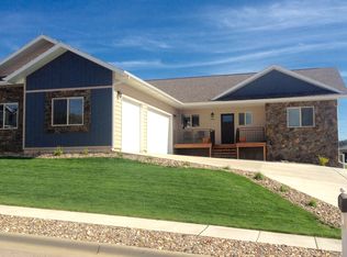 2909 Sourdough Rd, Rapid City, SD 57702