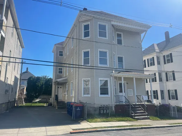 48 Woodlawn St #2, New Bedford, MA 02744