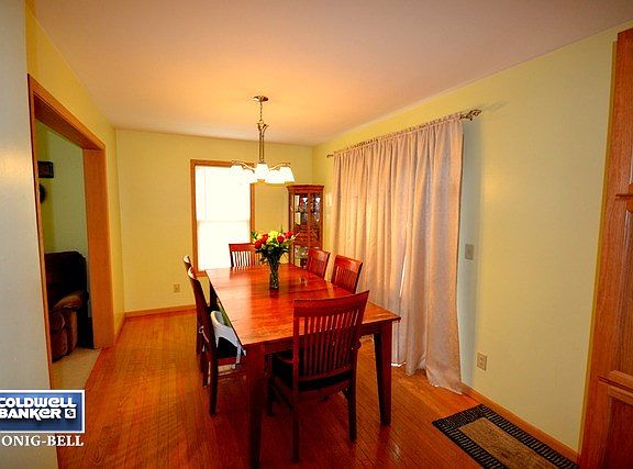 4th image of 776 Meadowview Ln