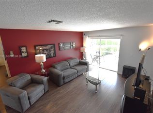 2852 Crosley Dr W APT G, West Palm Beach, FL 33415