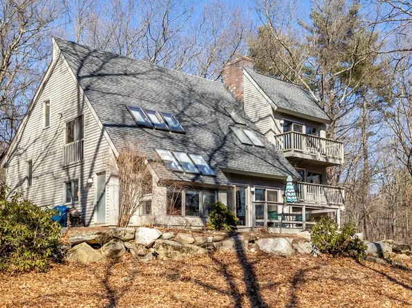 250 Stow Rd, Harvard, MA 01451
