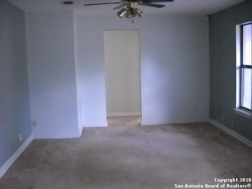 2nd image of 539 Marchmont Ln