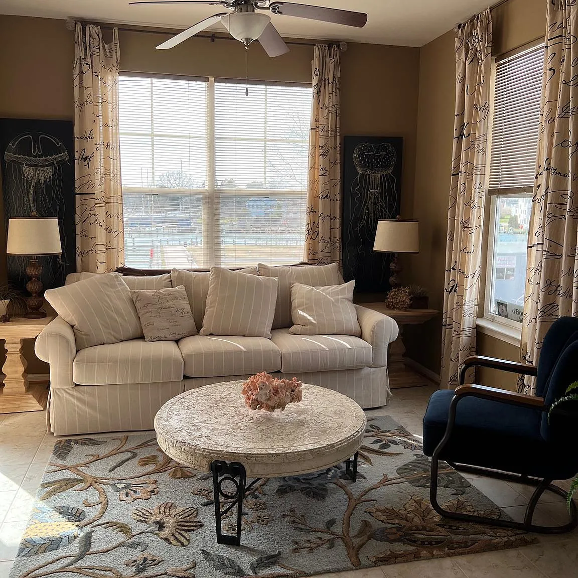 3 bed, 4.0 bath, 1890 sqft, $2,700 — Photo 3
