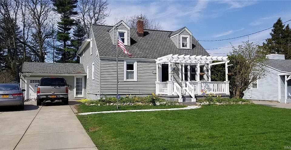 1st image of 2167 Como Park Blvd