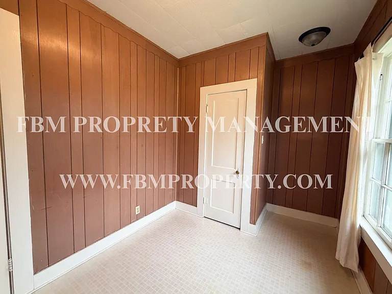 205 W Gilmer St — Photo 8