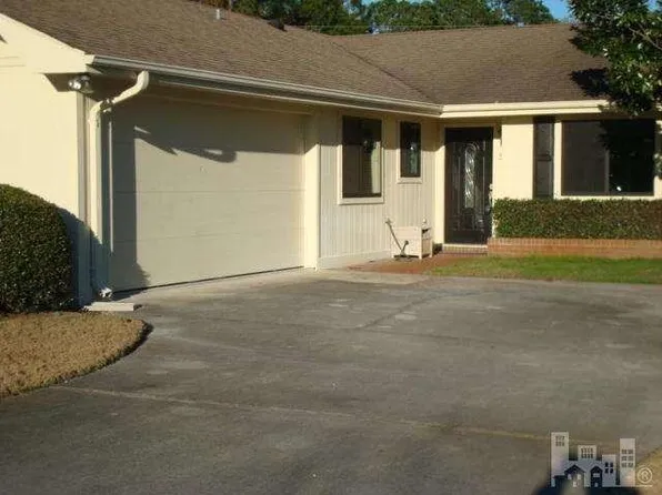 201 Bogey Dr, Wilmington, NC 28405