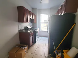 Rented by Lang Realty LLC