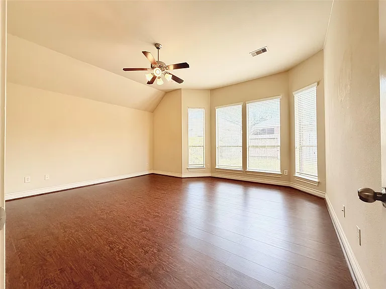22015 Rustic Canyon Ln — Photo 16