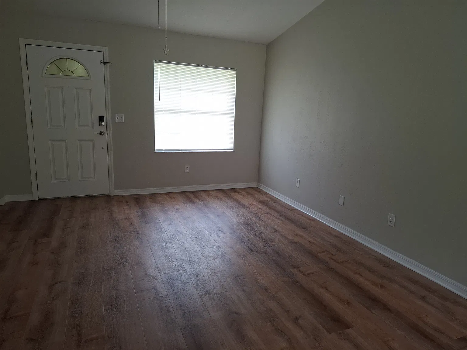 4 Kainite Ct — Photo 2