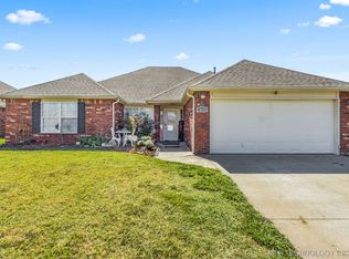 10758 E 121st Pl N, Collinsville, OK 74021