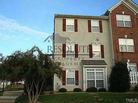 3 bed, 2.0 bath, 1700 sqft, $1,750 — Photo 1