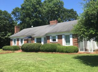 224 Glenwood Dr, Manning, SC 29102