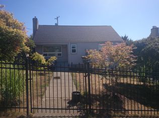 123 NW 103rd St, Seattle, WA 98177