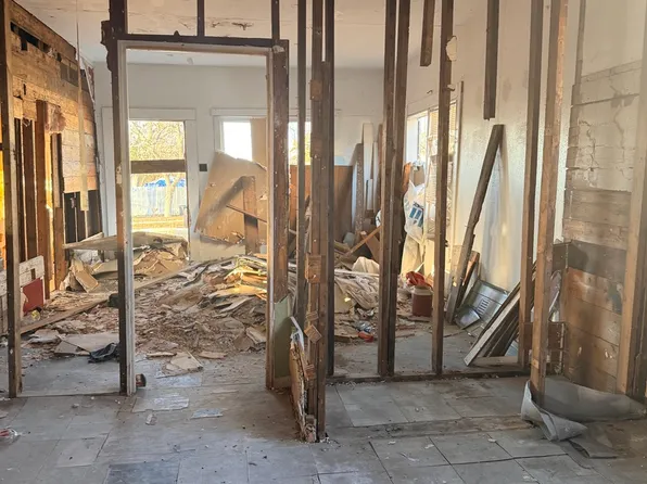 126 Stratford, San Antonio, TX 78223