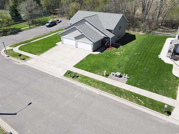 2nd image of 780 Diamond Lane
