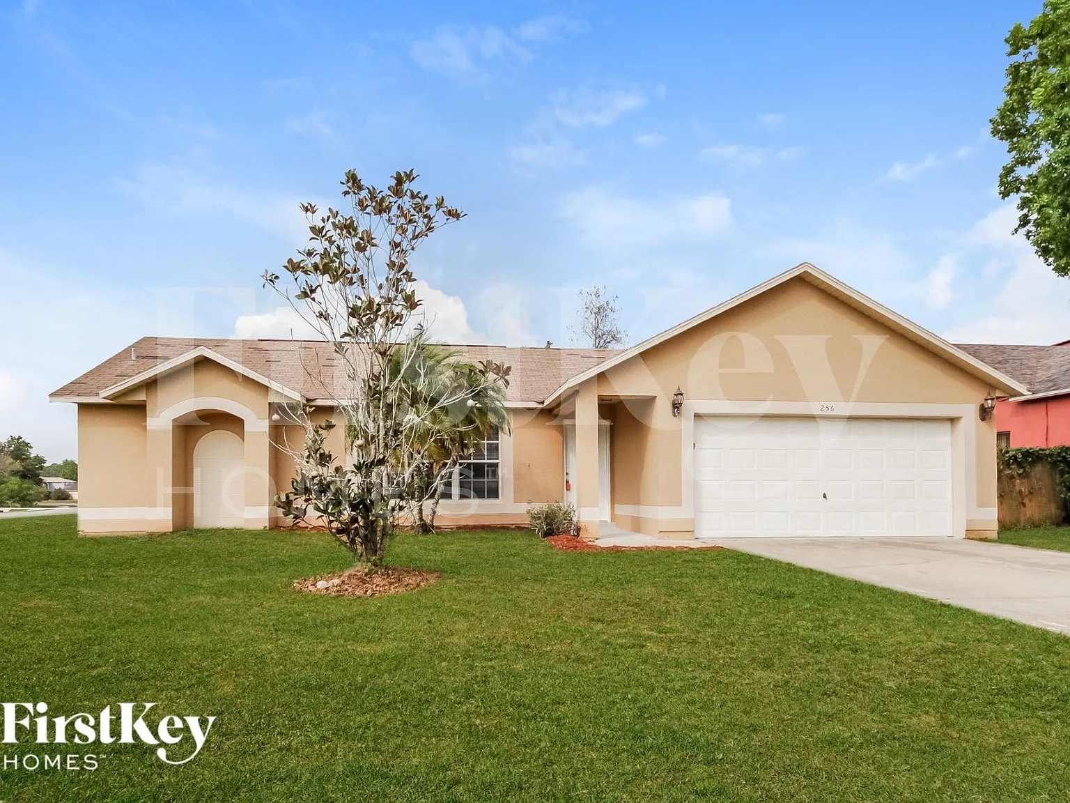 3 bed, 2.0 bath, 1383 sqft, $1,935 — Photo 2