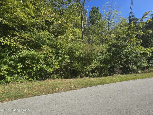 5 Creekwood Dr, Mount Washington, KY 40047