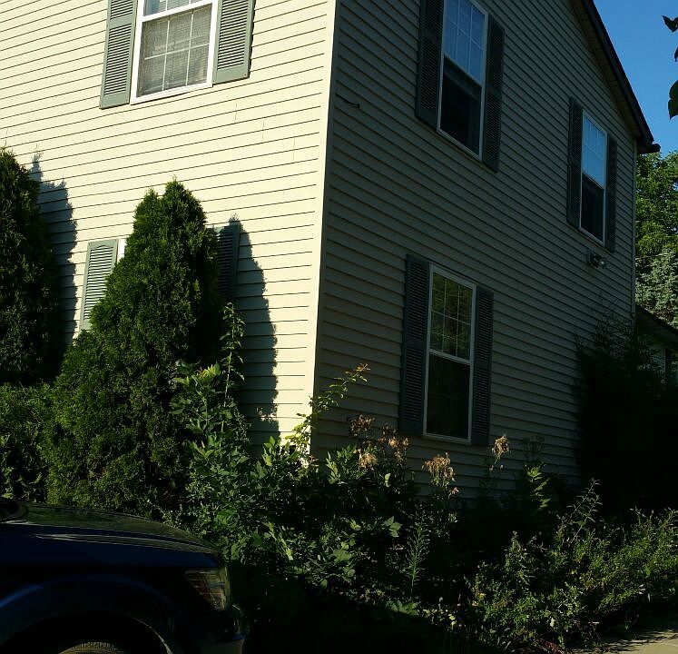 1st image of 2952 Saint Aubin Ave