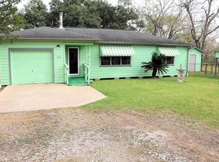 513 Maple St, Brazoria, TX 77422