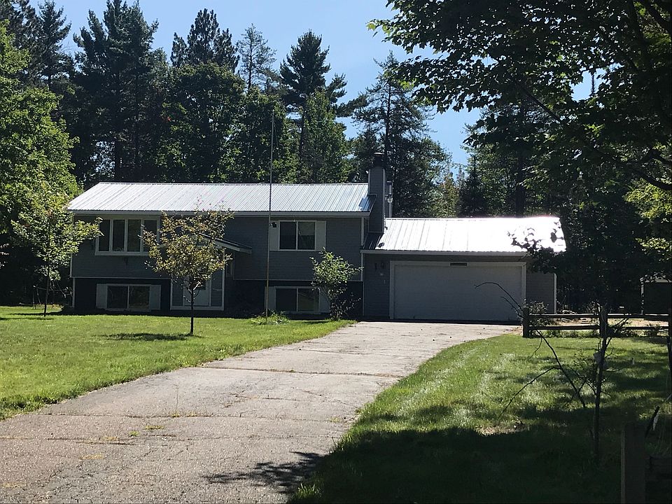 1st image of 520 N Maple Hill Dr