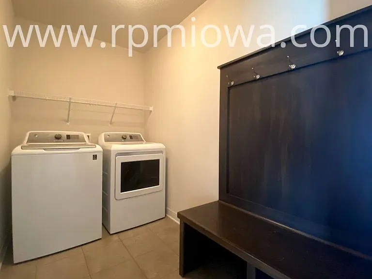 1503 NW Abbie Dr — Photo 9