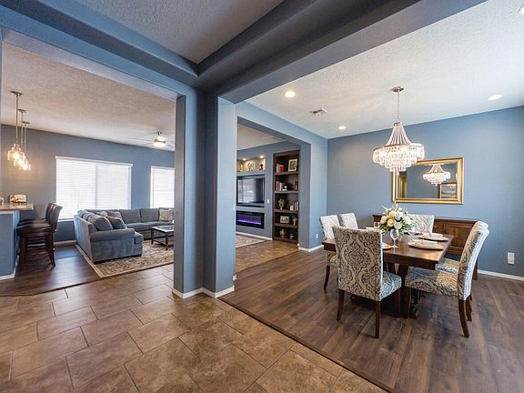 4th image of 27 Vista Larga Pl NE