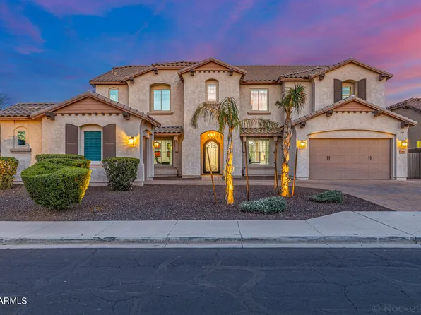 2613 S Velvendo Drive, Gilbert, AZ 85295