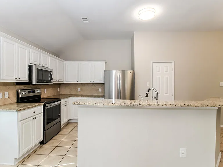129 Arbordale Way — Photo 8