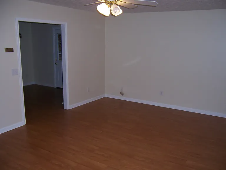 180 Laurel Heights Dr — Photo 6
