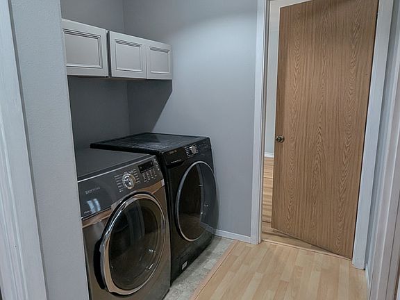 5th image of 3885 Sonoma Ave
