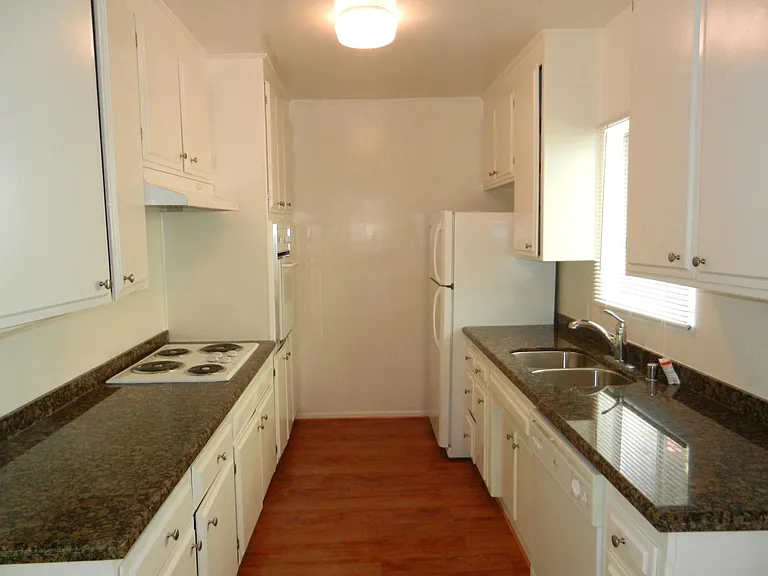 10967 Palms Blvd #8 — Photo 2